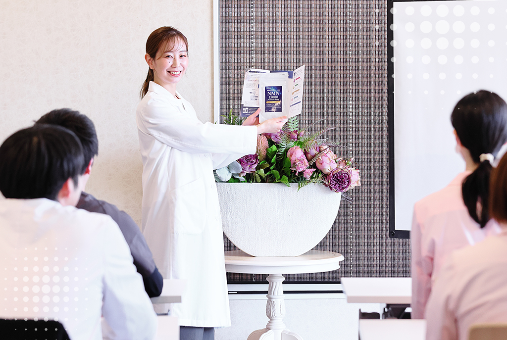 店舗の外でも活躍する薬剤師