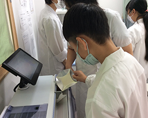「健康サポート薬局　ピノキオ薬局　忠節店」が、令和５年第2回夏休みこども薬局を開催しました。